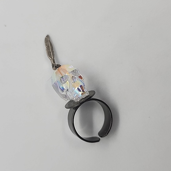 GASOLINE GLAMOUR SWAROVSKI CRYSTAL SKULL CHARM RING - Picture 2 of 7